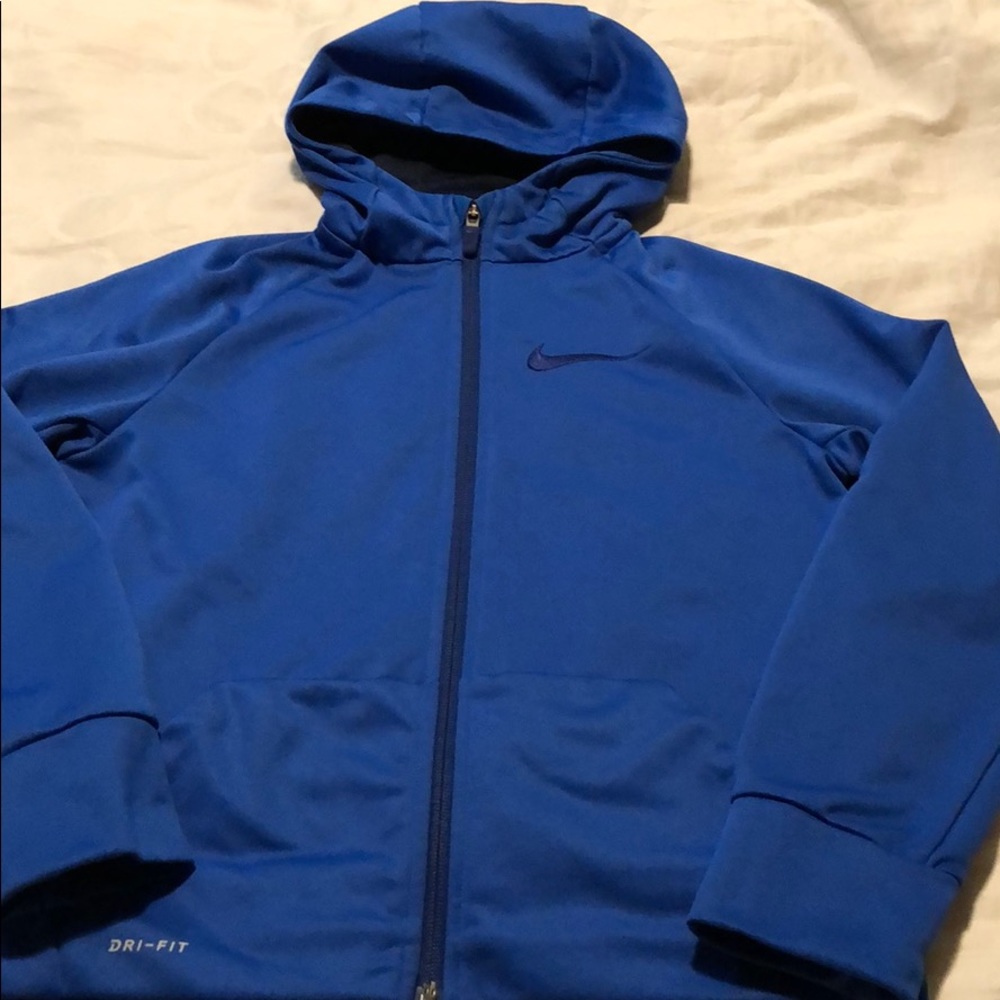 EUC Nike Dri-Fit zippered jacket, Medium